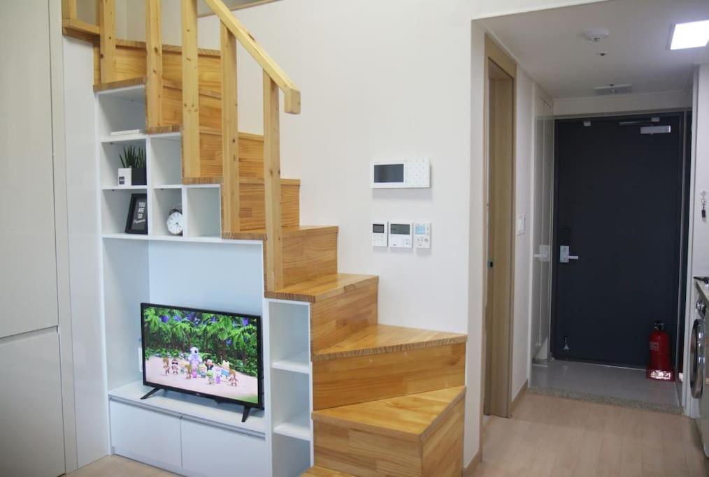 Lotte World Lake View Loft Seoul Exterior foto